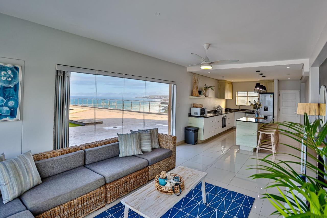 Apartment 804 Royale